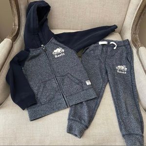 Roots hoodie and jogger set
